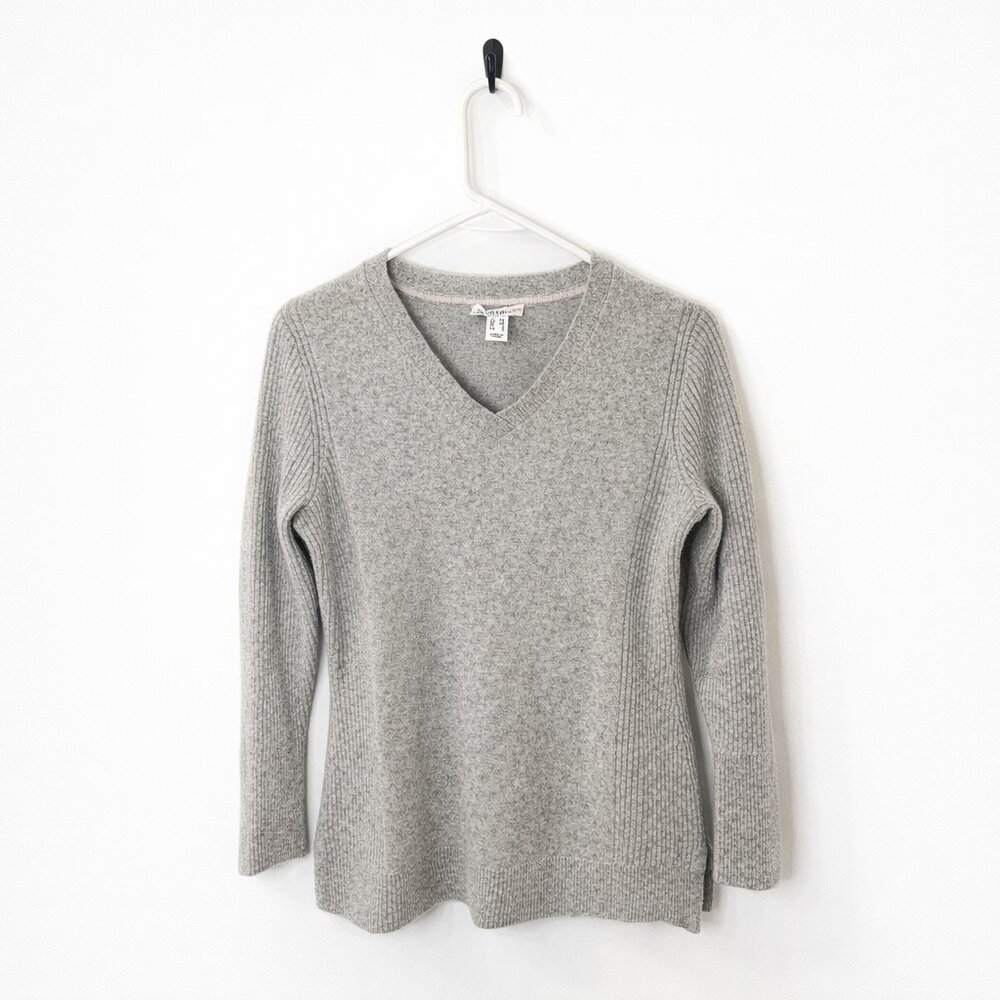 Isaac Mizrahi Live Cashmere Sweater V-Neck Gray Womens XS Flawed Quiet Luxury